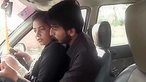 Sadaf Aunty, Outdoor Lap With A Big Disk HD Arab