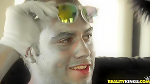 Interesting and funny interview on the public beach HD Beach